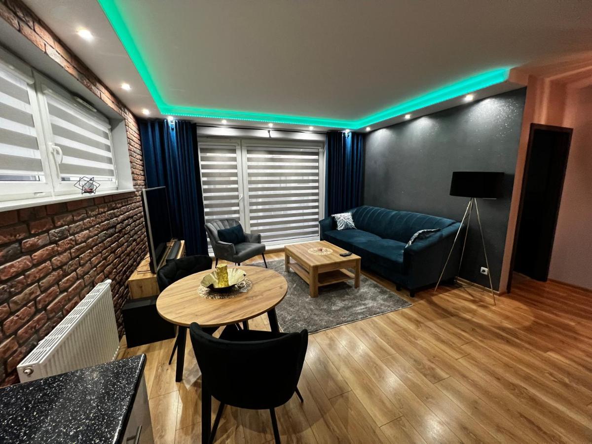 Apartament Vip-2 Reda Eksteriør bilde