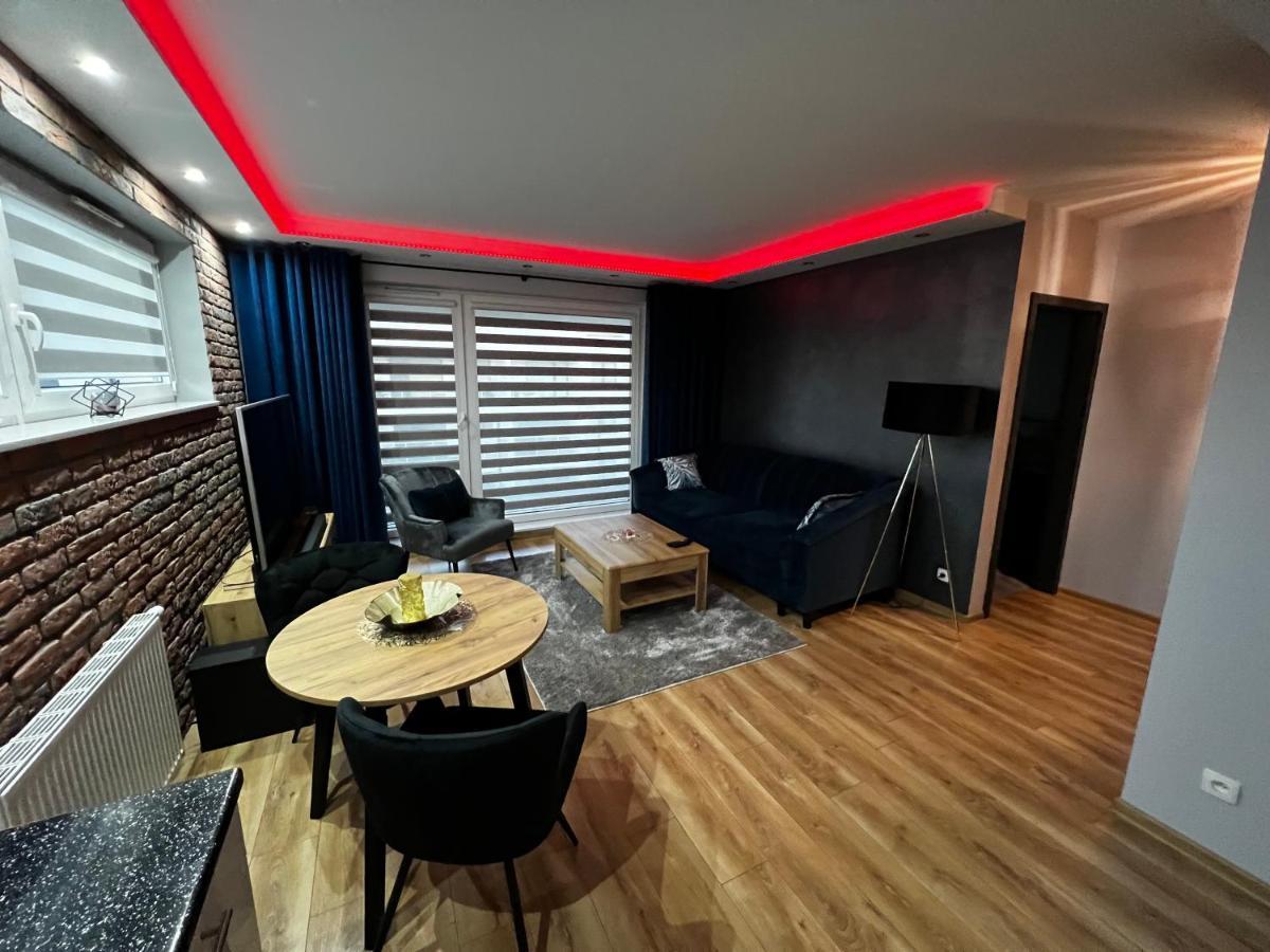 Apartament Vip-2 Reda Eksteriør bilde
